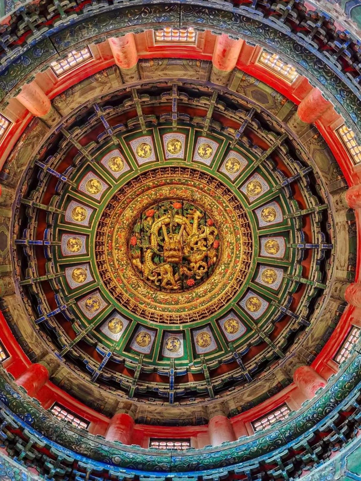 Happy Dragon Courtyard- Newly Renovated With French Windows, Near Tian'Anmen Forbidden City,Lama Temple And Heaven Temple, 3Minutes Walk From Subway,Fluent English Speaking With Tourist Sights Tickets Service ,Free Coffee &Laundry Service Пекін Екстер'єр фото